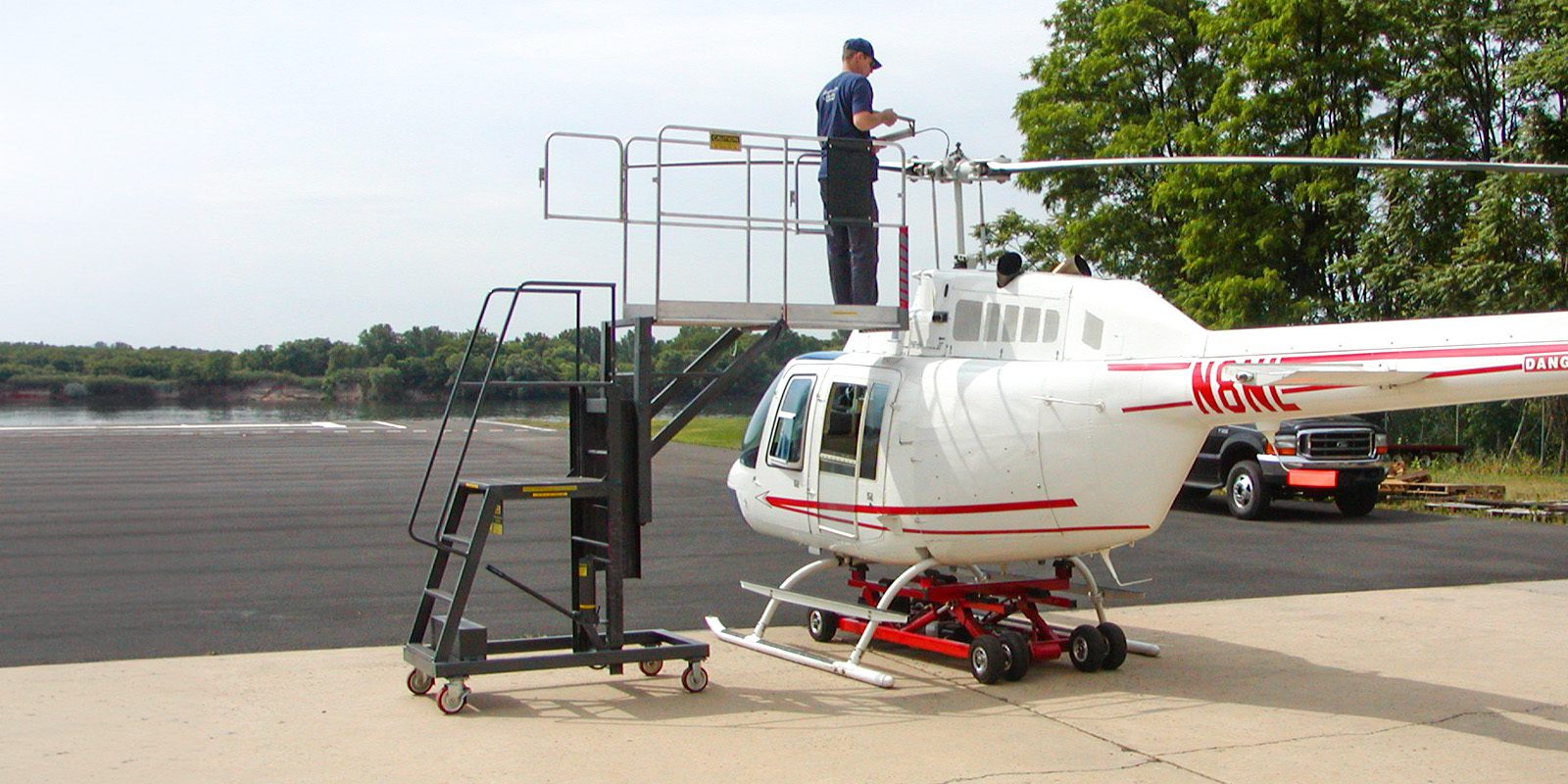 OSCO Safety Launches Industrial Rolling Ladders Built for Compact Facilities header